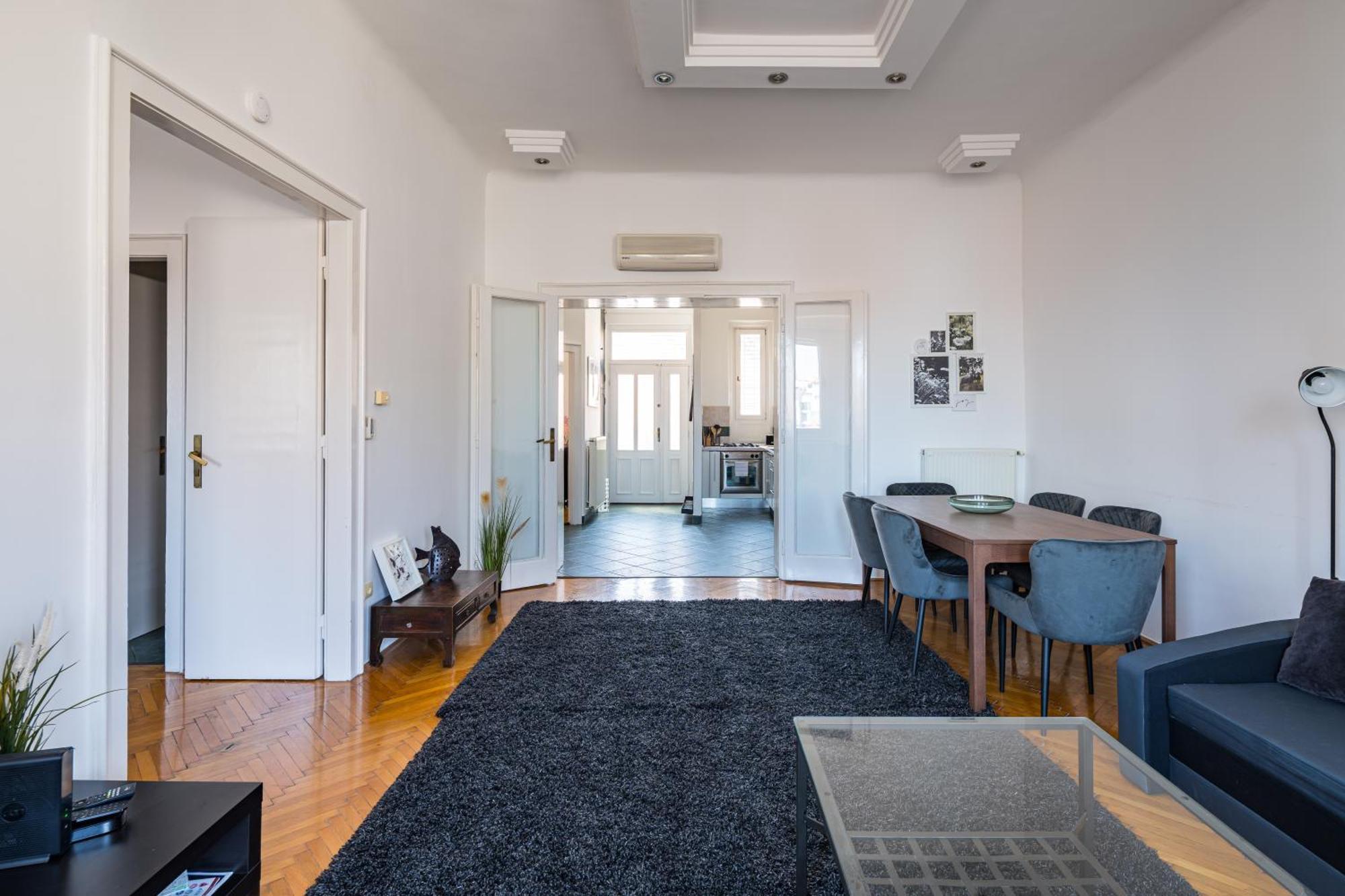 Apartamento Akacfa Living